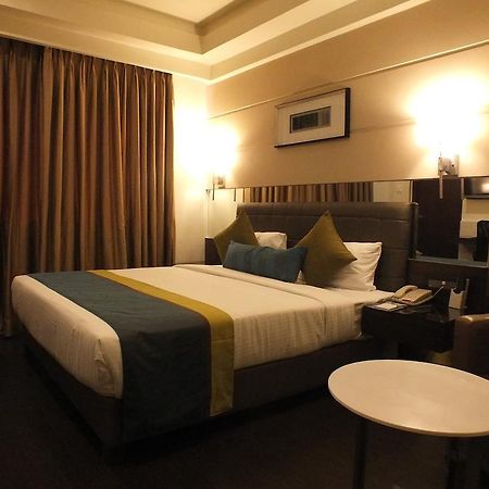 Hotel Regalia Tirupati Eksteriør billede