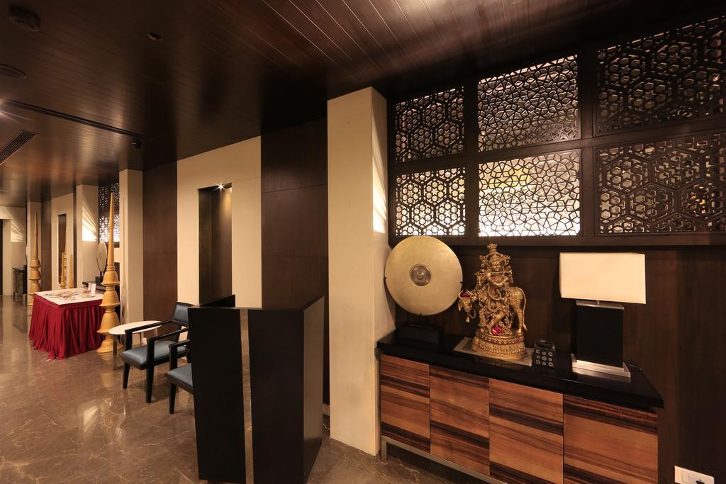 Hotel Regalia Tirupati Eksteriør billede