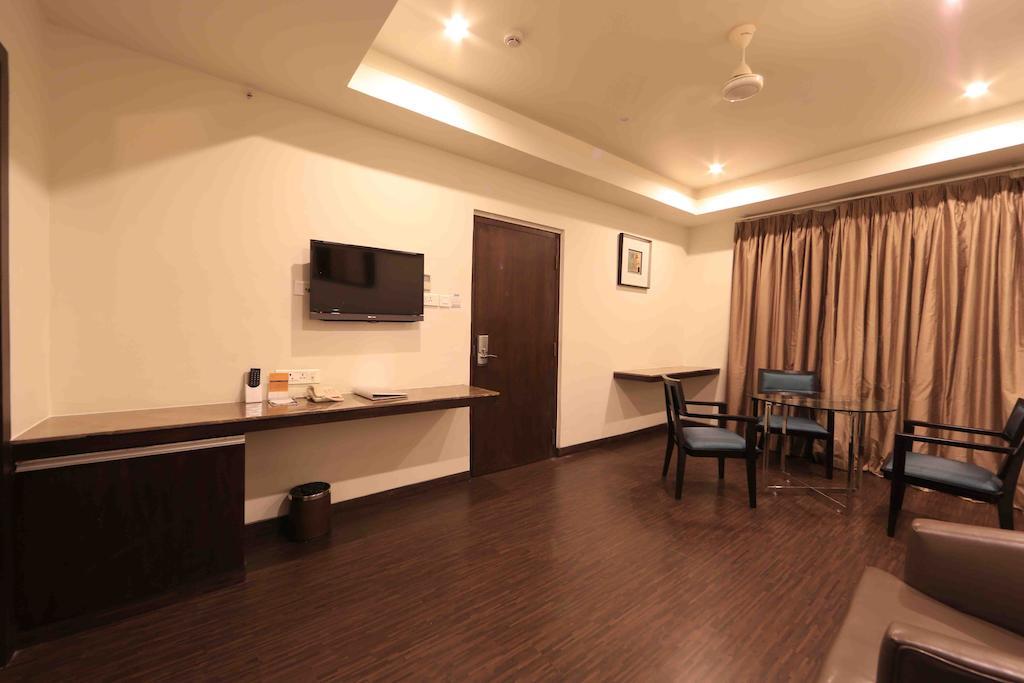 Hotel Regalia Tirupati Eksteriør billede