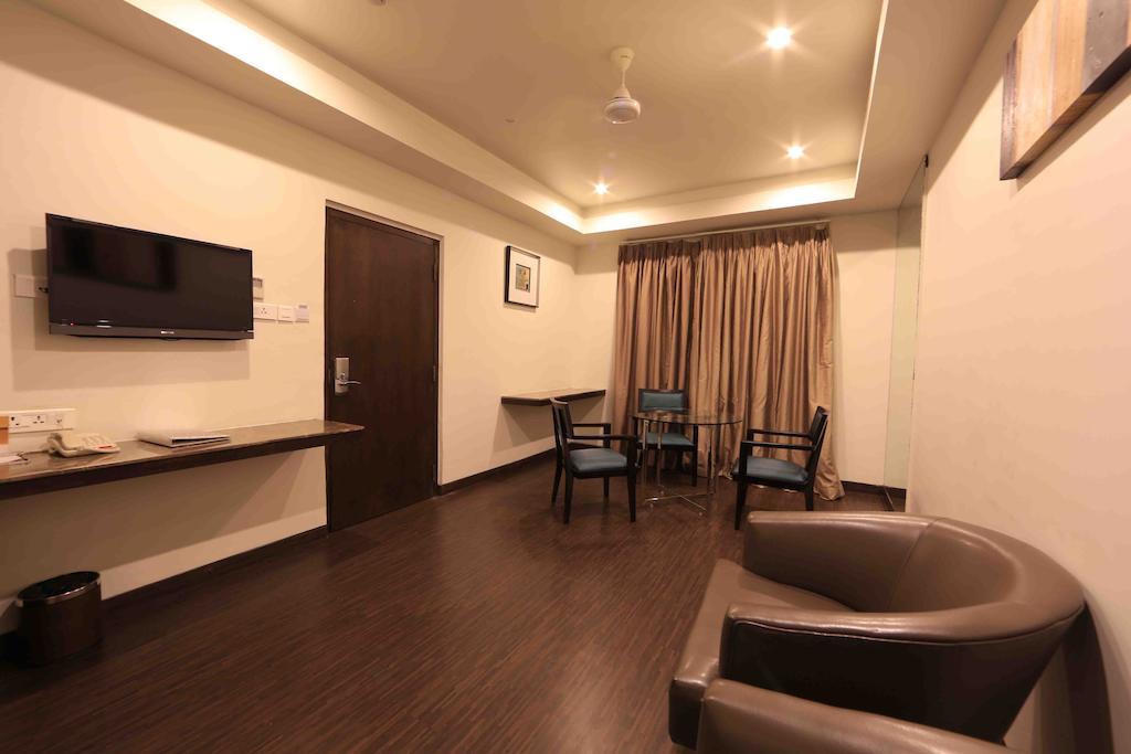 Hotel Regalia Tirupati Eksteriør billede